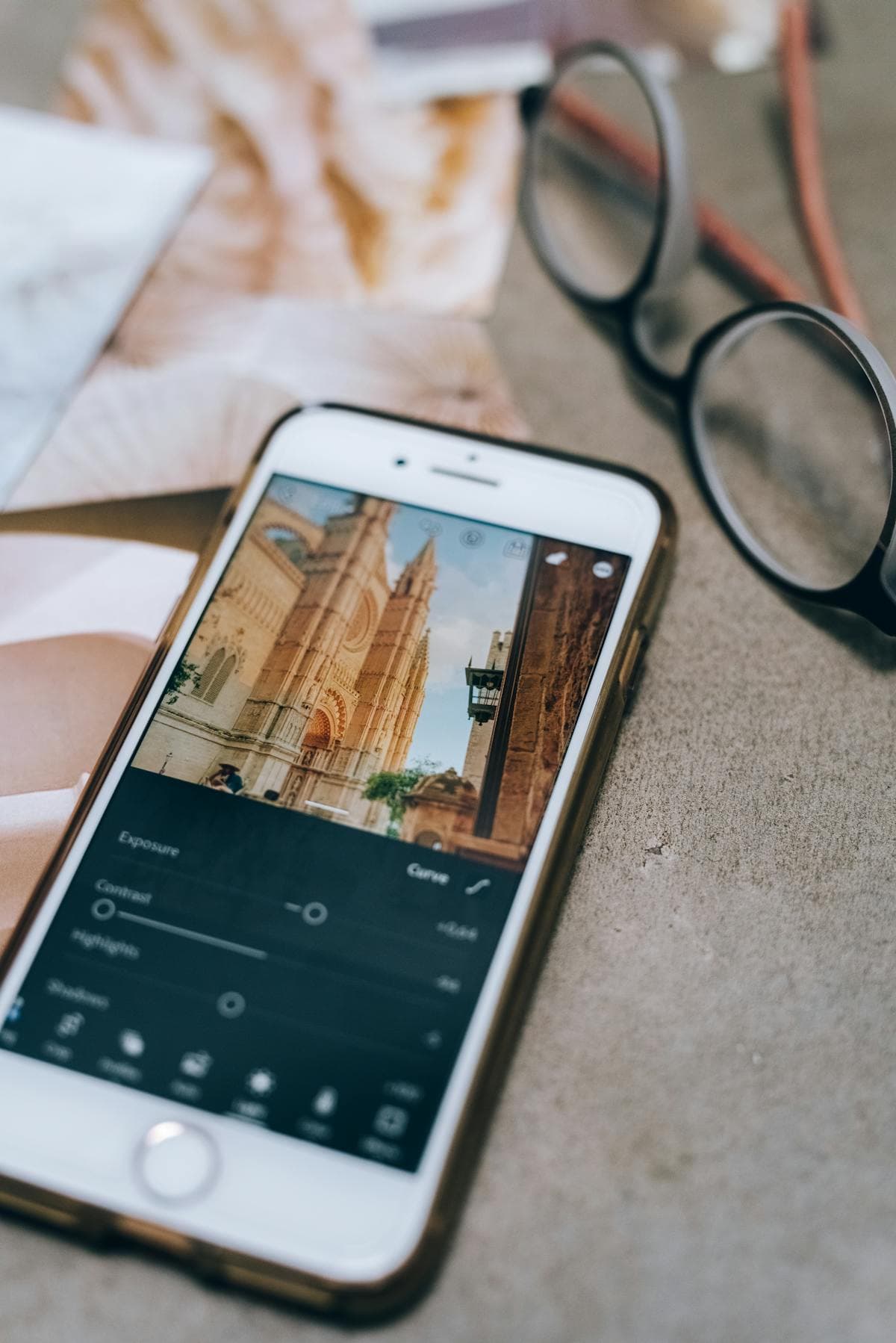 how to fake geotag instagram photos