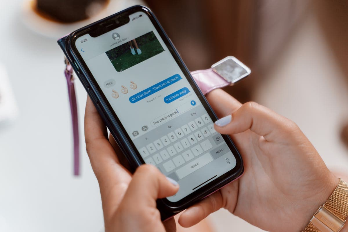 how to fake location on facebook messenger