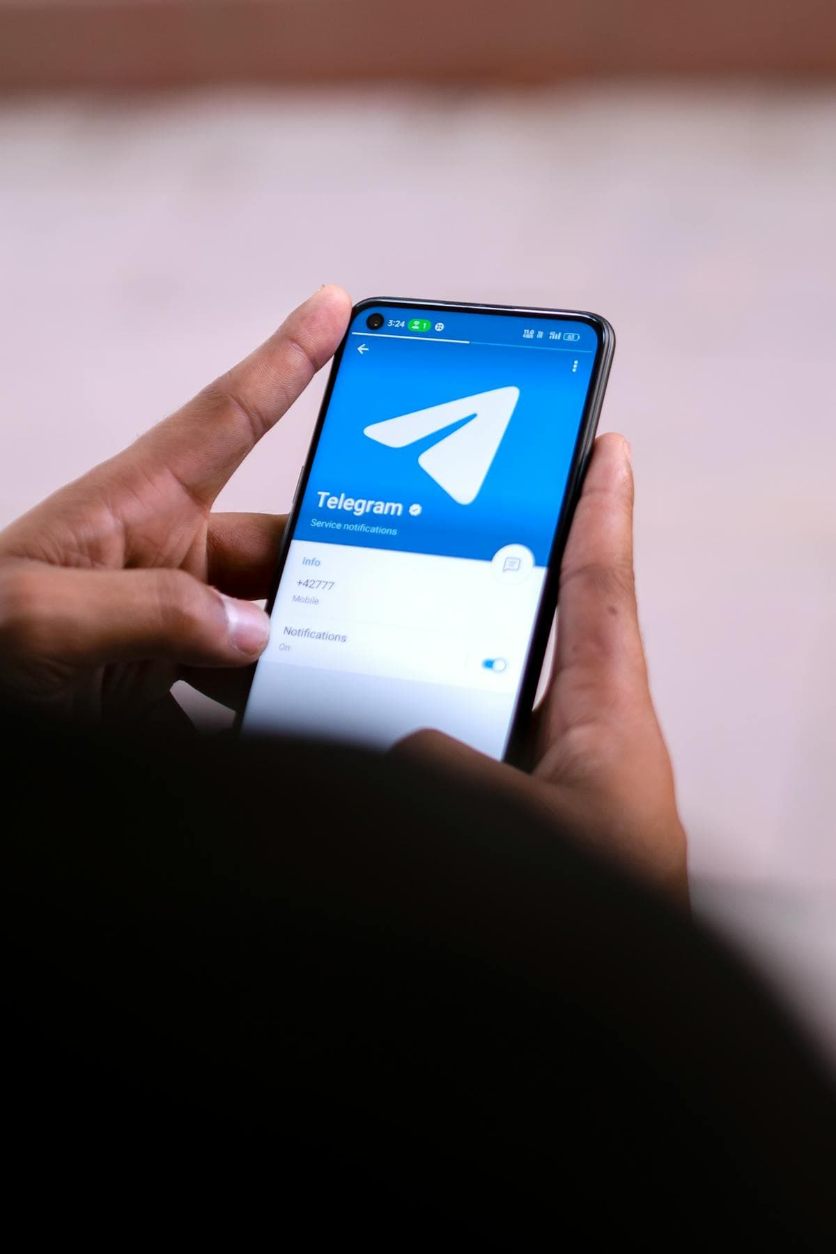 how to send fake location on telegram